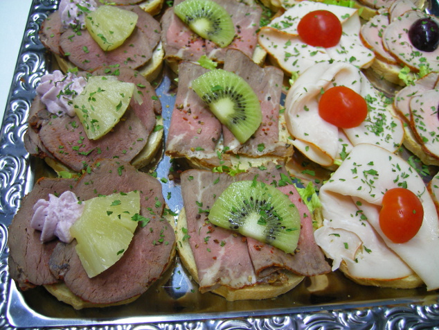 Fruchtige Putenbrustcanapes — Rezepte Suchen